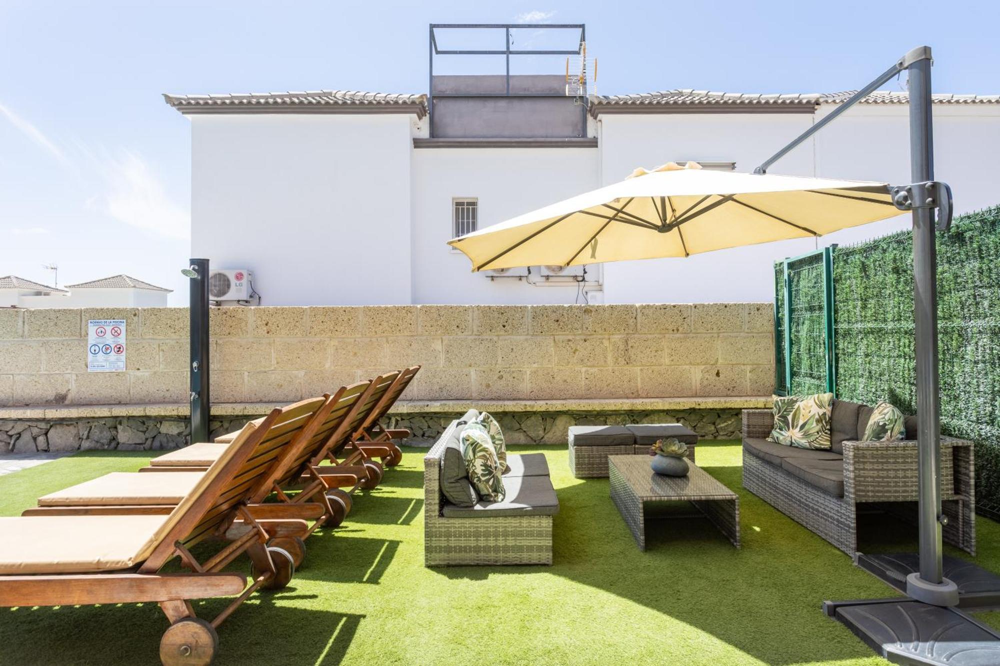 Chloe Tenerifesummervillas Giant Private Pool 11 Meters Long Сasa de vacaciones *