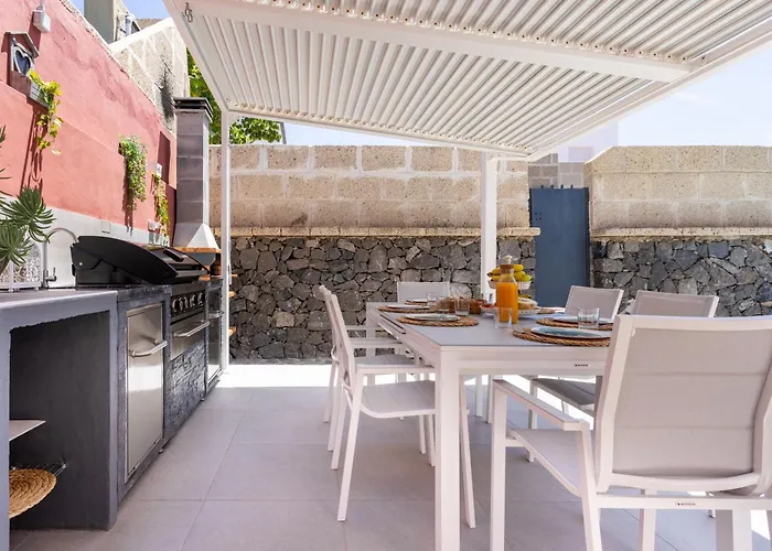 Villa Chloe Costa Adeje Tenerifesummervillas